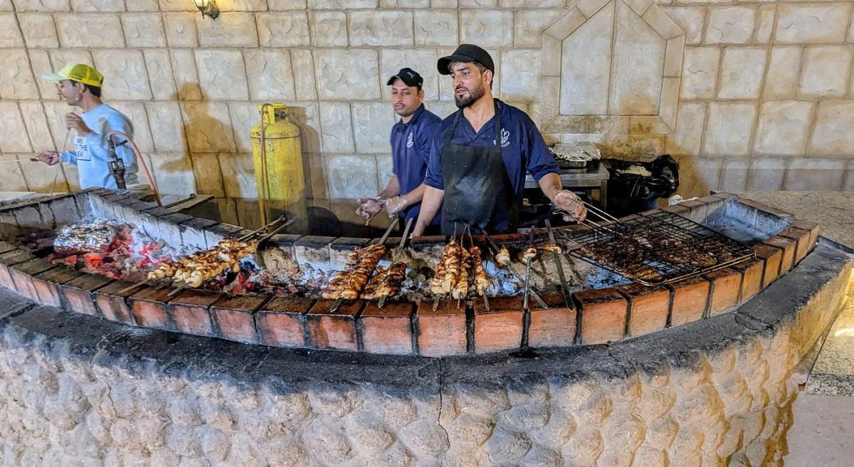 DESERT SAFARI WITH BBQ DINNER