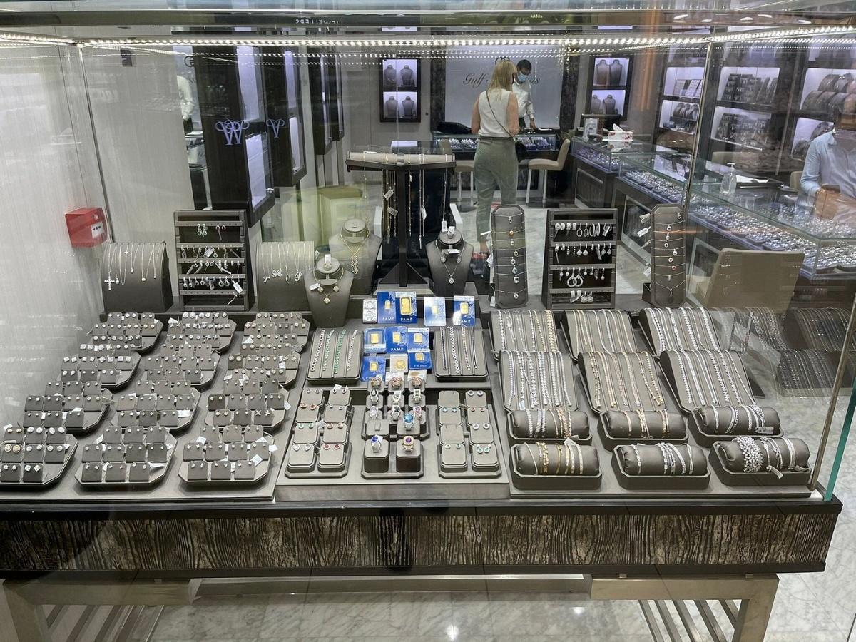 GOLD AND DIAMOND PARK GOLD AND DIAMOND PARK