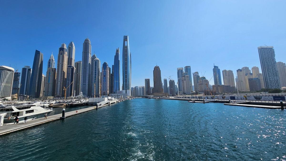 DUBAI MARINA YACHT TOUR