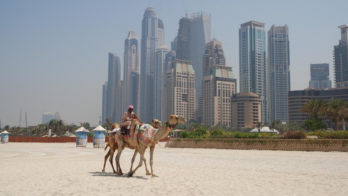 JUMEIRAH PUBLIC BEACH JUMEIRAH PUBLIC BEACH