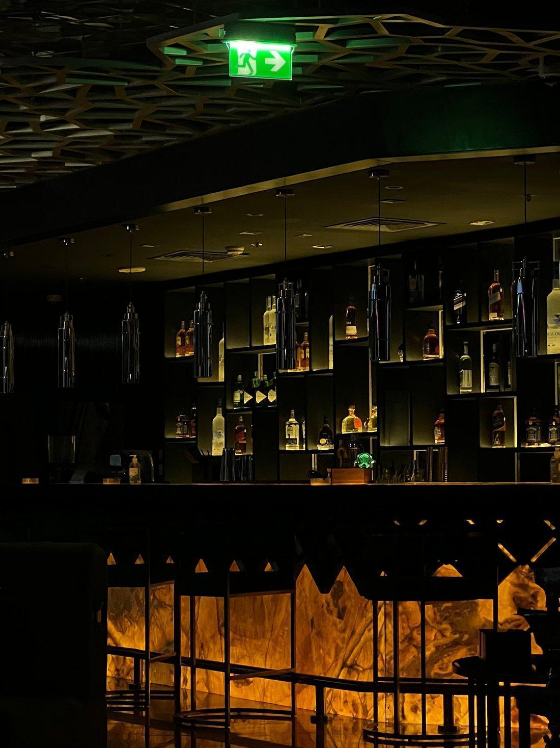 MILLIONAIRE RESTAURANT & LOUNGE