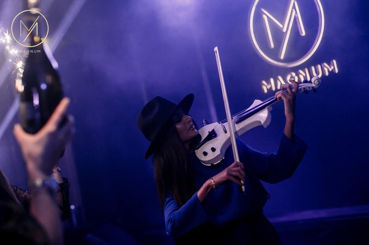 MAGNUM DUBAI