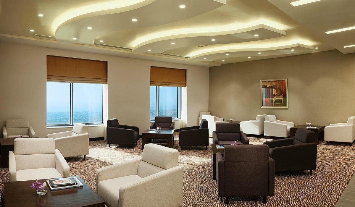 CARLTON DOWNTOWN HOTEL
