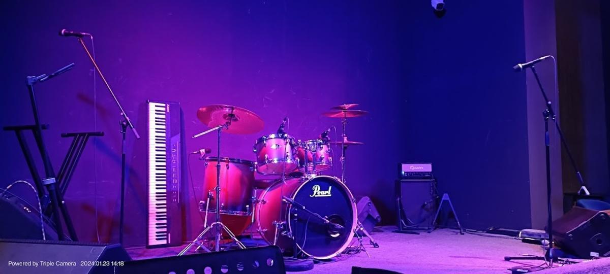 OAK LIVE BAR