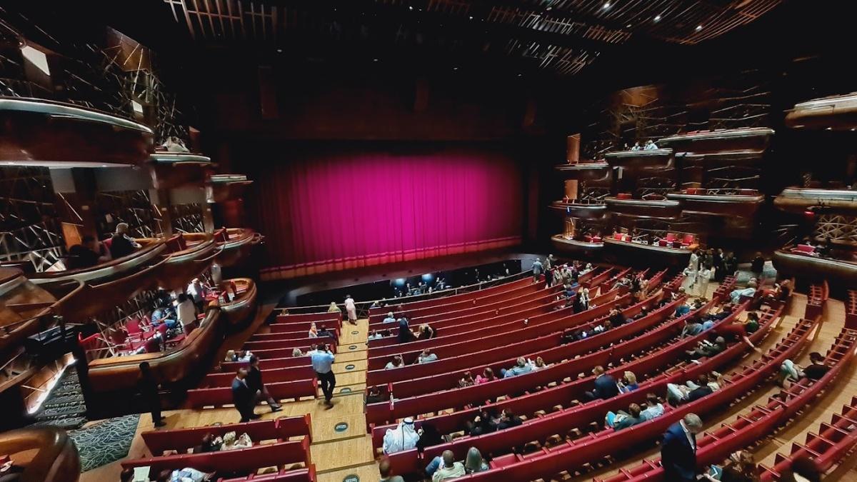 DUBAI OPERA