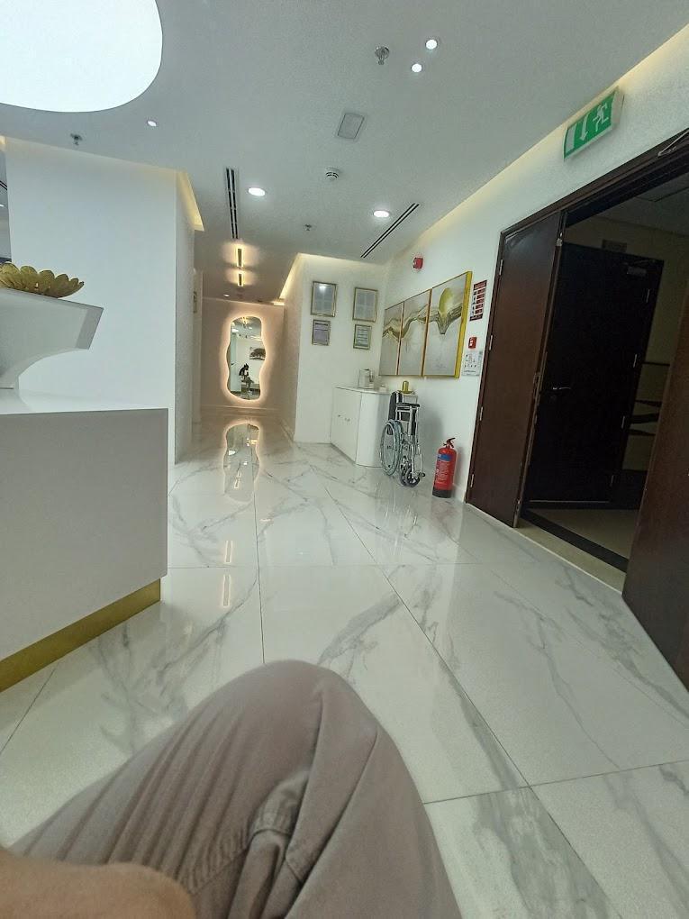 DR KRISH ESTHETIK STUDIO DENTAL CLINIC