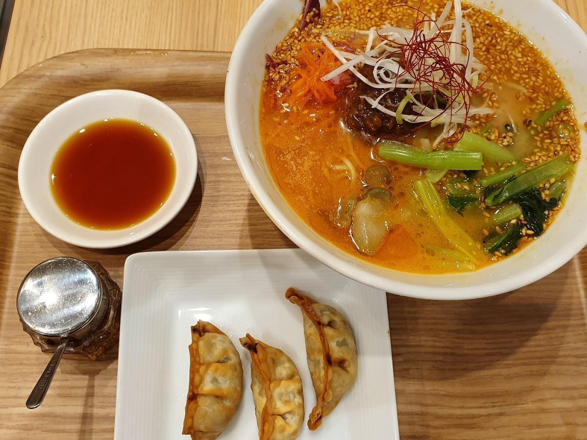 T'S TANTAN TOKYOSTATION T'S TANTAN TOKYOSTATION