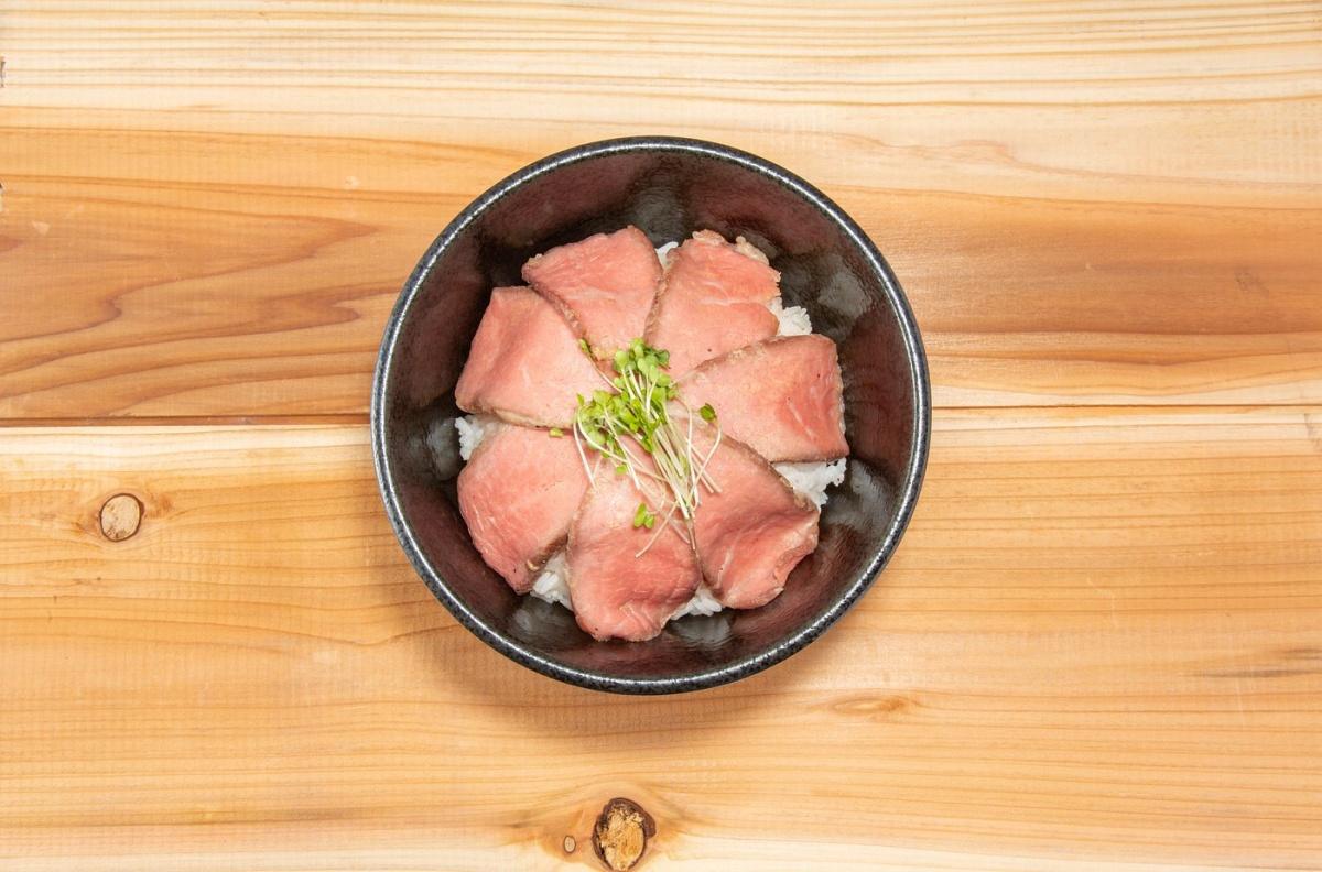 HONEY TOAST CAFE AKIHABARA