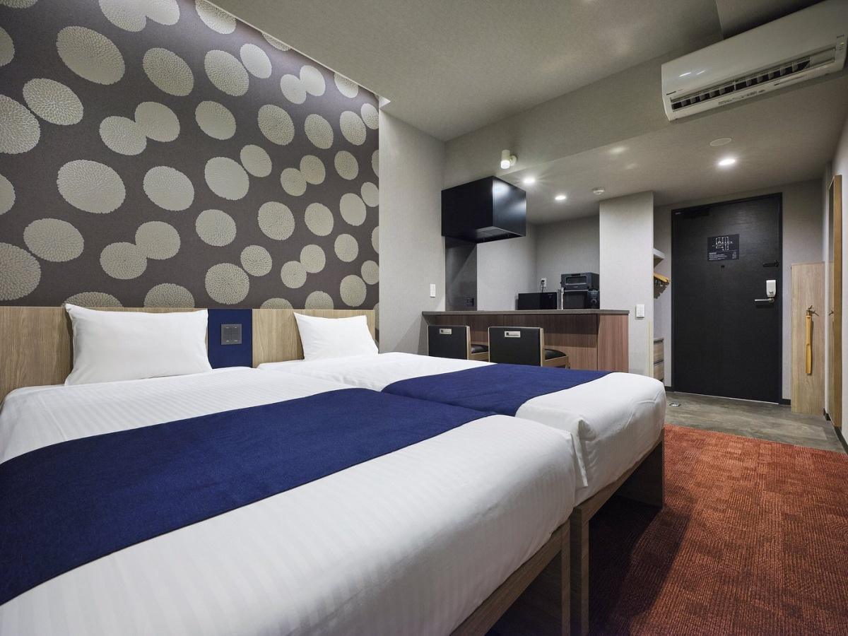 MONDAY APART PREMIUM NIHONBASHI