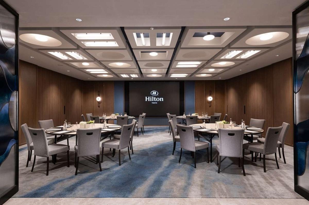 HILTON TOKYO