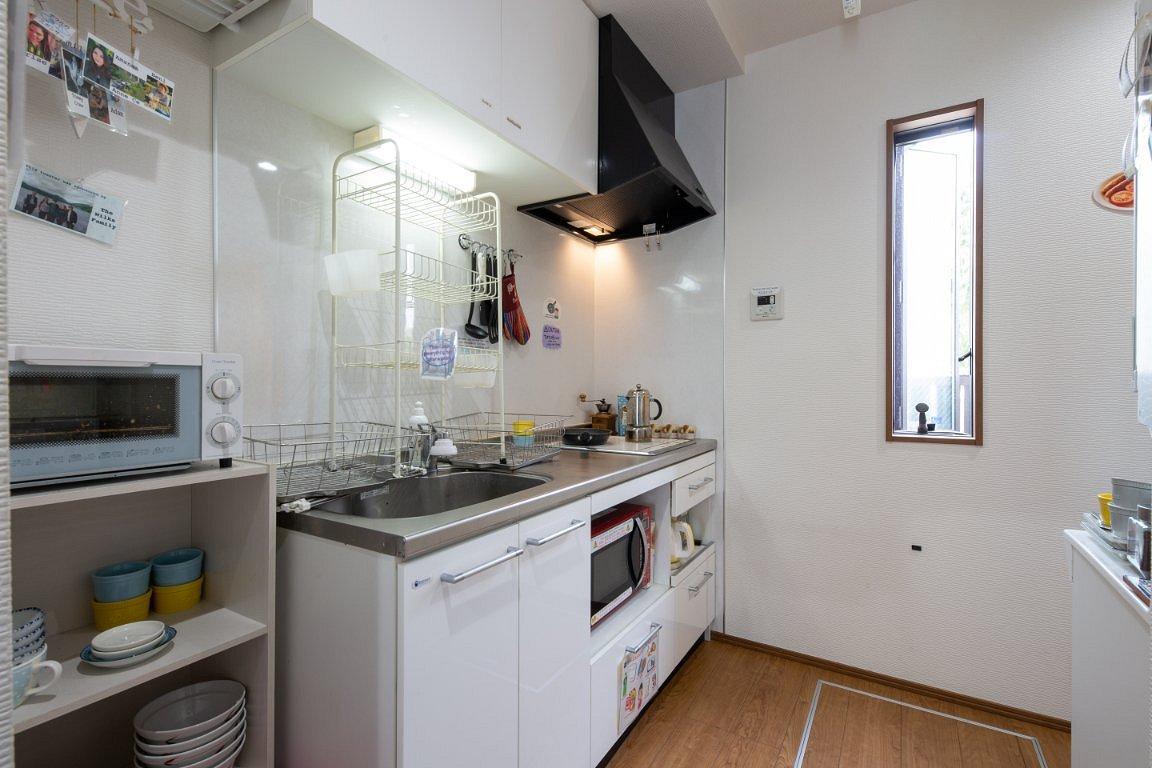 COMUNA CREW STAY & LEARN