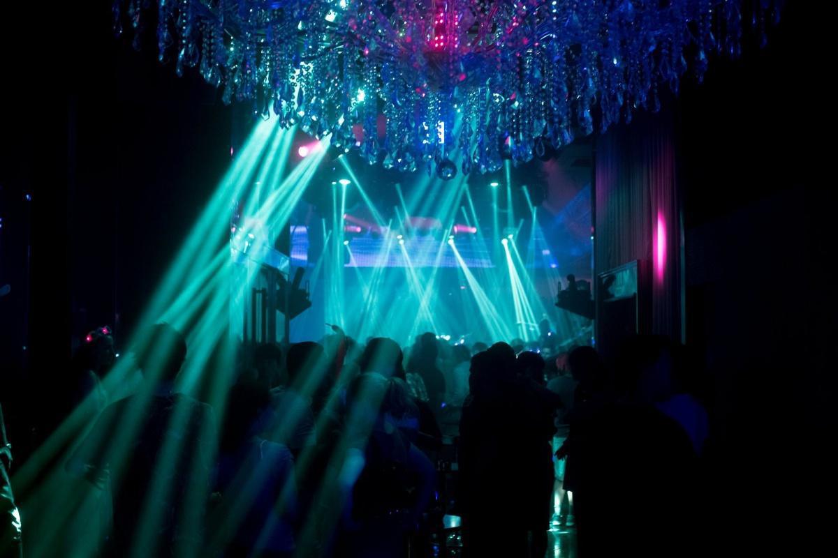 TOKYO PUB CRAWL TOKYO PUB CRAWL