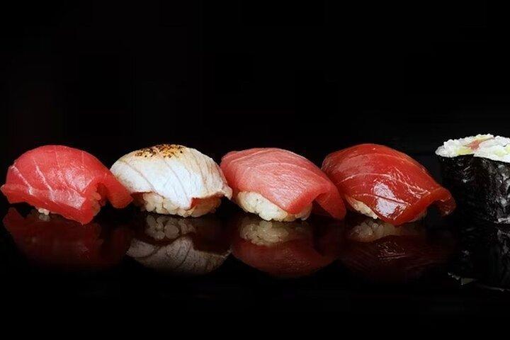 TOKYO NIGHT FOODIE TOUR IN SHINJUKU TOKYO NIGHT FOODIE TOUR IN SHINJUKU