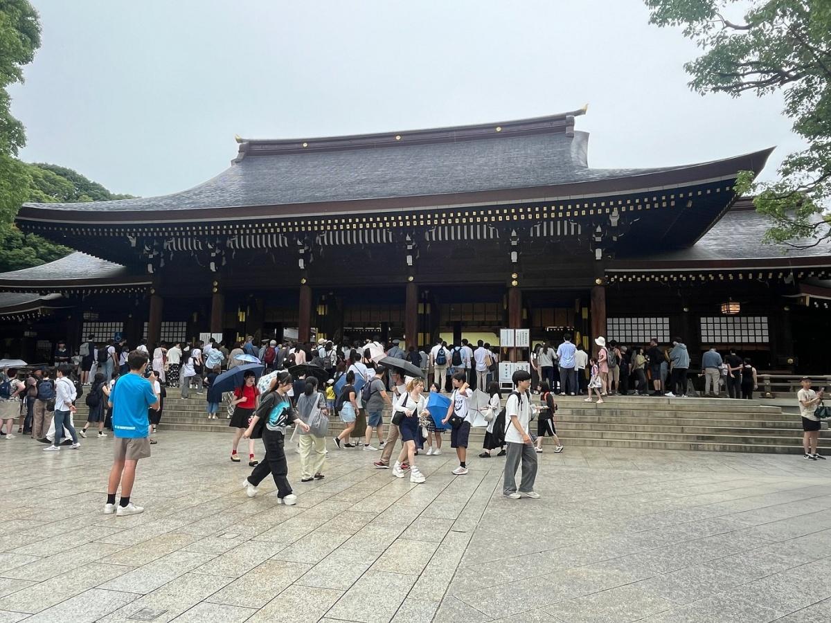 TOKYO BEST CUSTOMIZED WALKING TOUR TOKYO BEST CUSTOMIZED WALKING TOUR