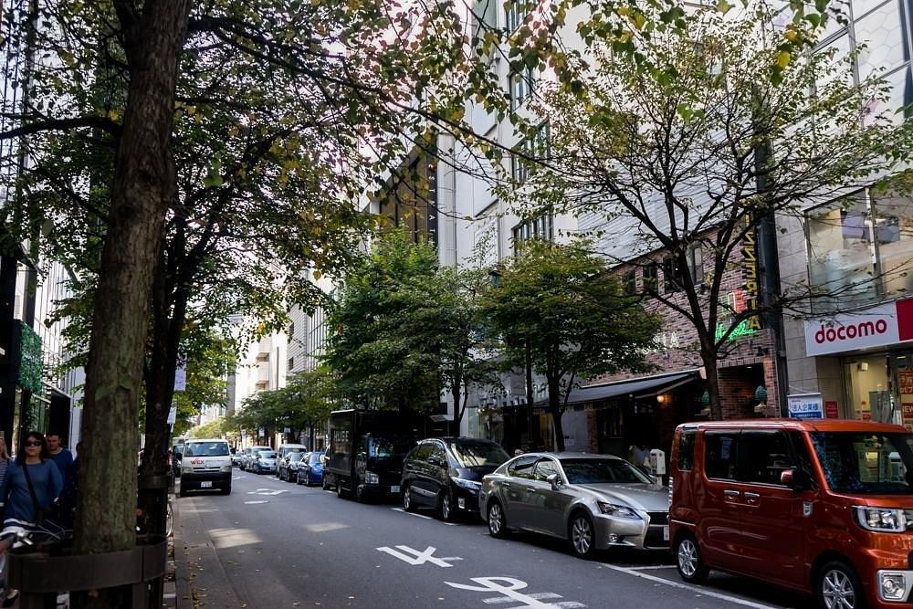 GINZA NAMIKI-DORI GINZA NAMIKI-DORI