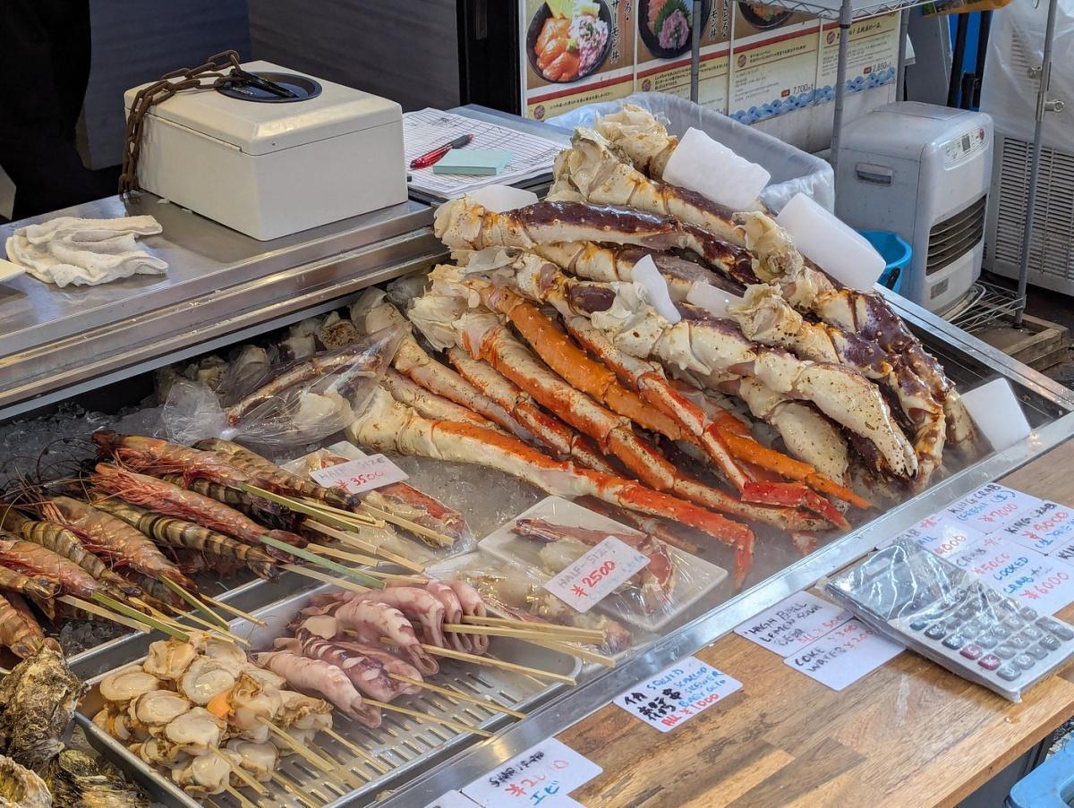 TOKYO TSUKIJI FISH MARKET FOOD