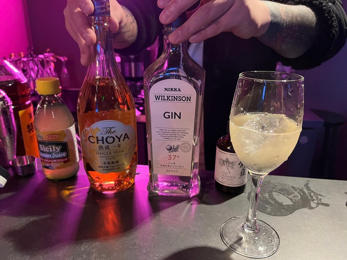 KARAOKE BAR KABUKI KARAOKE BAR KABUKI