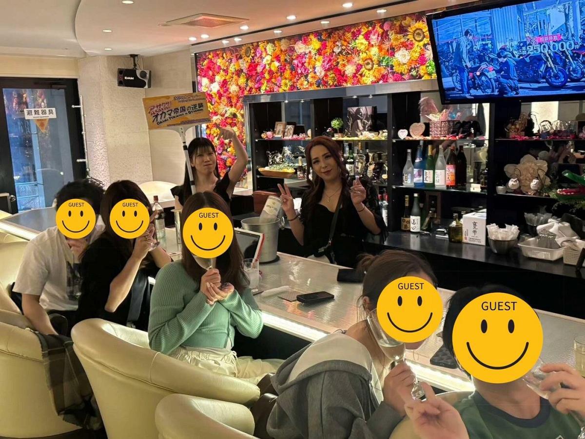 LADYBOY BAR ASAKUSA OKAMATEIKOKU