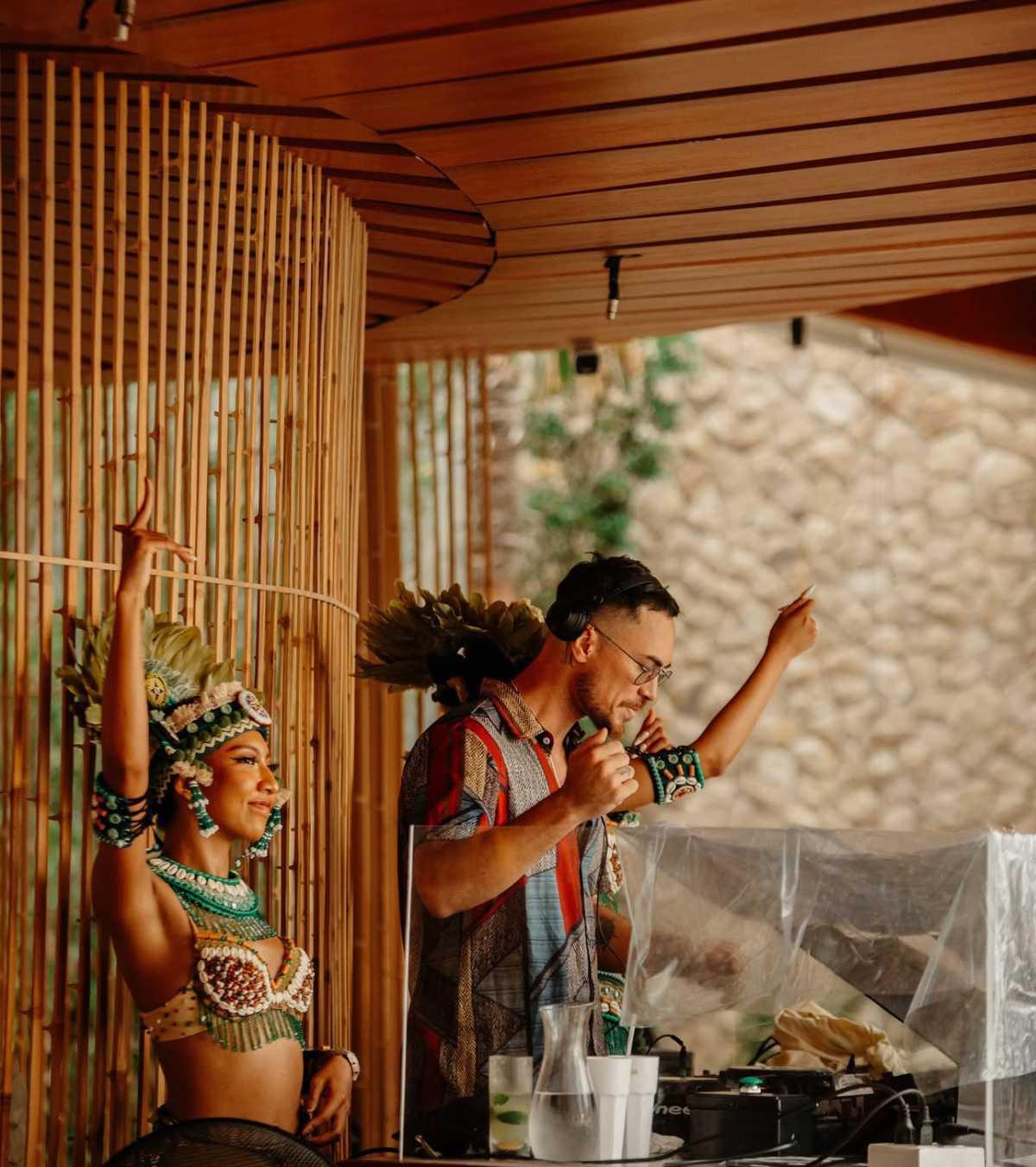 BARRA CUDA BEACH CLUB 