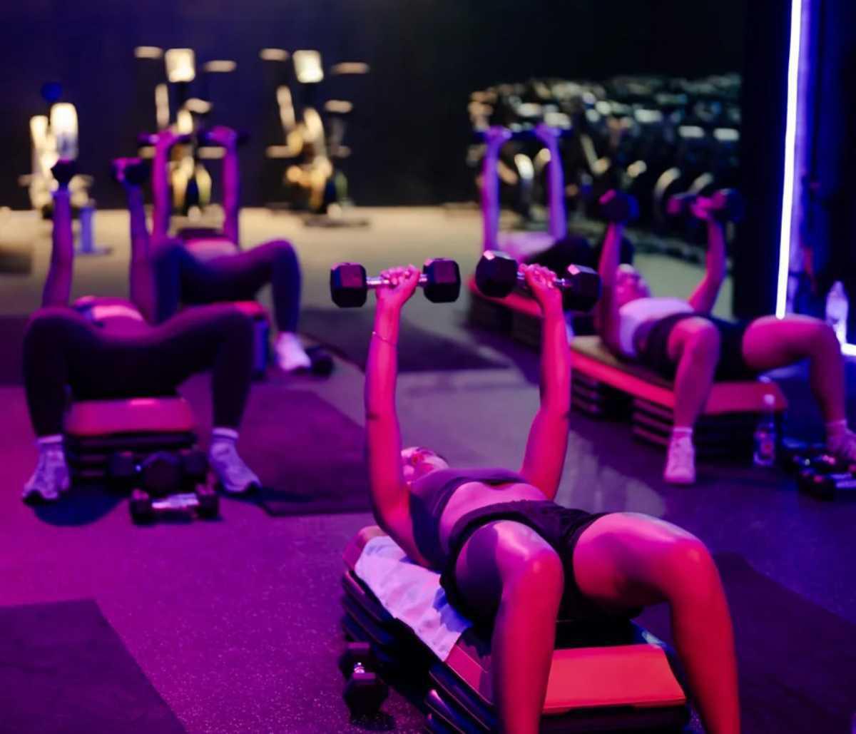 LEGACY MUSCLE UNIVERSE LEGACY MUSCLE UNIVERSE