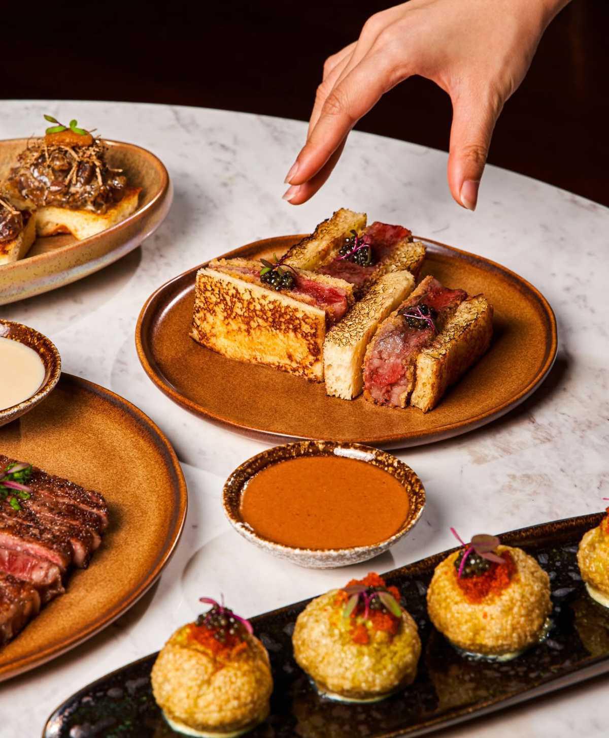 SIN ROOFTOP BAR SIN ROOFTOP BAR