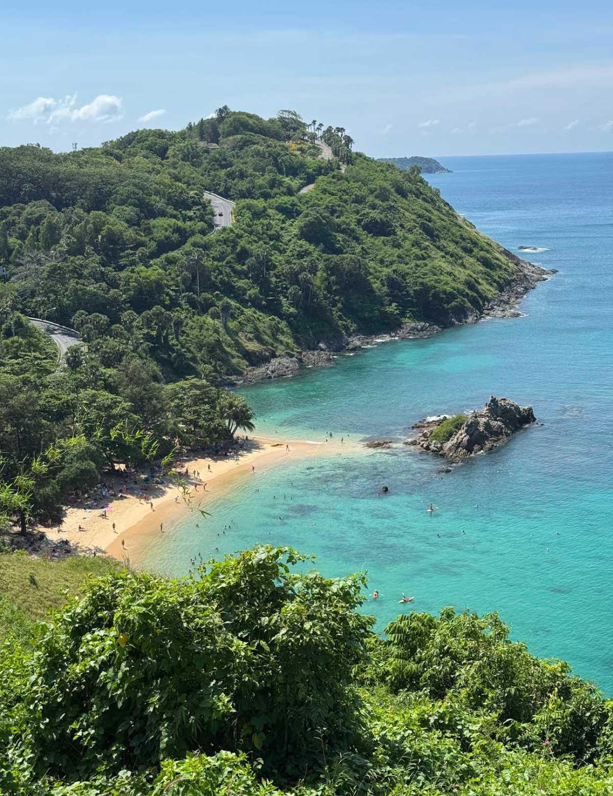 YA NUI BEACH