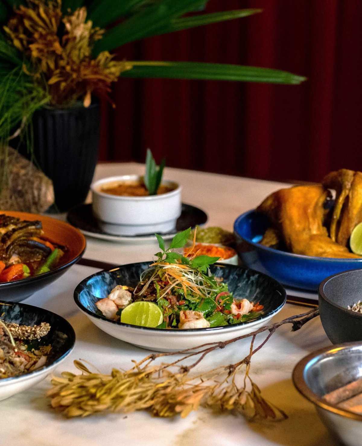 THE CHOW KIT KITCHEN & BAR THE CHOW KIT KITCHEN & BAR