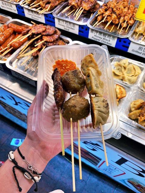 JALAN ALOR STREET FOOD