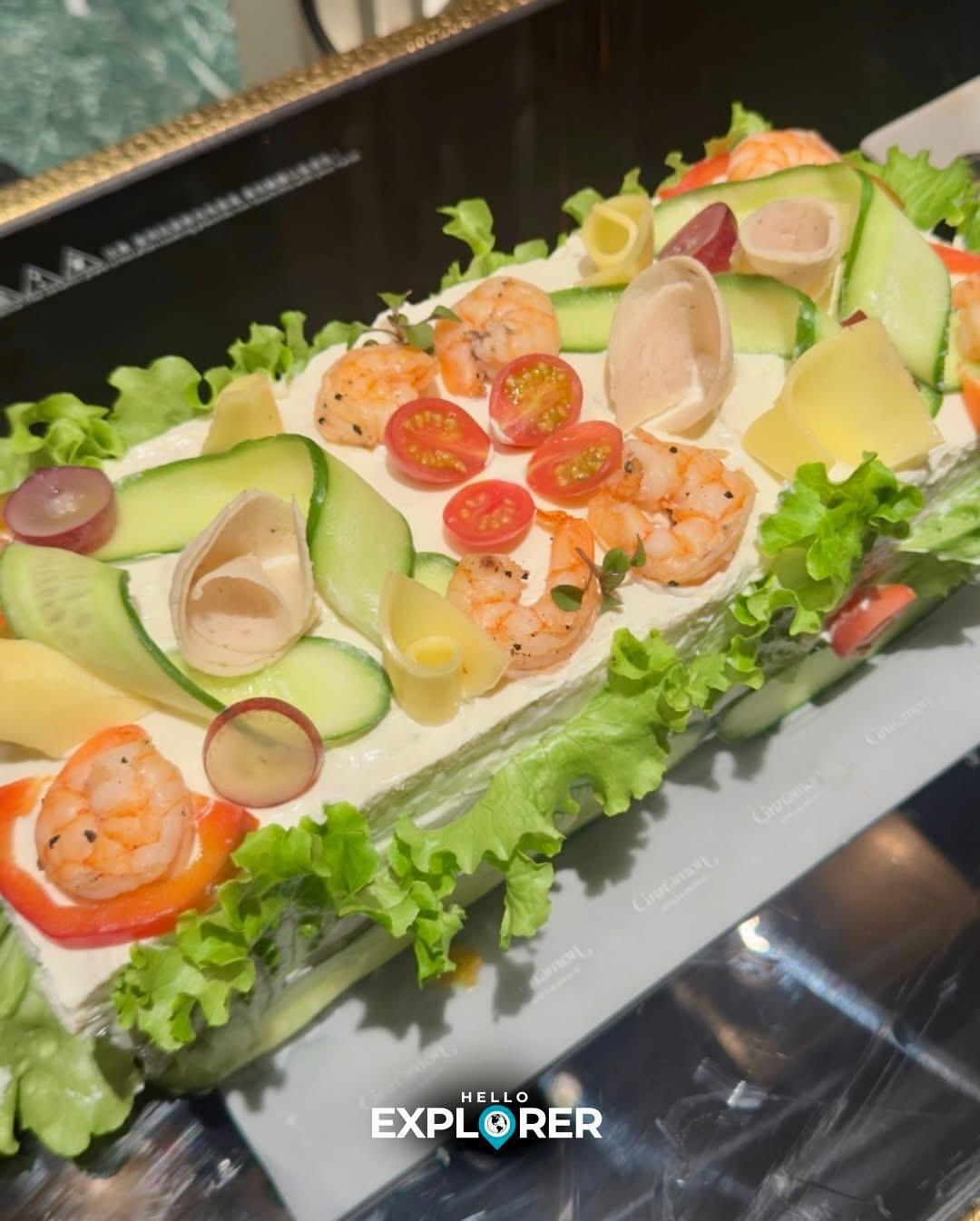 Celebrating 𝗦𝘄𝗲𝗱𝗶𝘀𝗵 𝗖𝗶𝗻𝗻𝗮𝗺𝗼𝗻𝗯𝘂𝗻 𝗗𝗮𝘆 🇸🇪