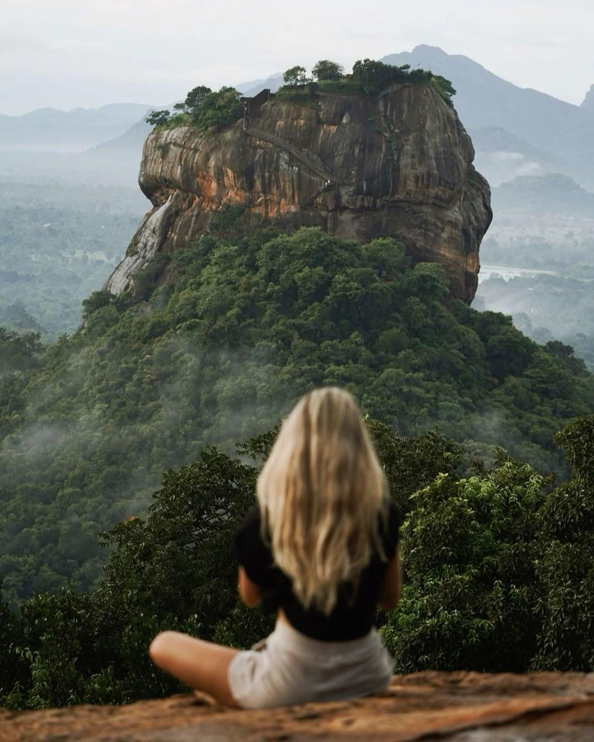 PIDURANGALA ROCK PIDURANGALA ROCK