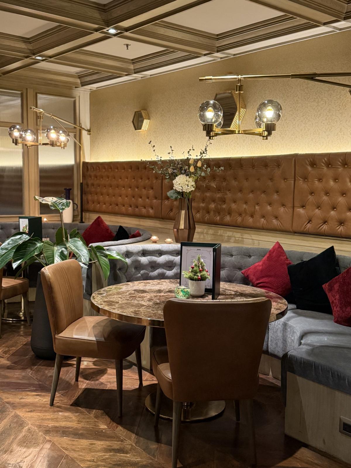 𝗔𝗿𝗲 𝘆𝗼𝘂 𝗿𝗲𝗮𝗱𝘆 𝗳𝗼𝗿 𝘁𝗿𝘂𝗲 𝗳𝗶𝘃𝗲-𝘀𝘁𝗮𝗿 𝗹𝘂𝘅𝘂𝗿𝘆? MUU Bangkok 