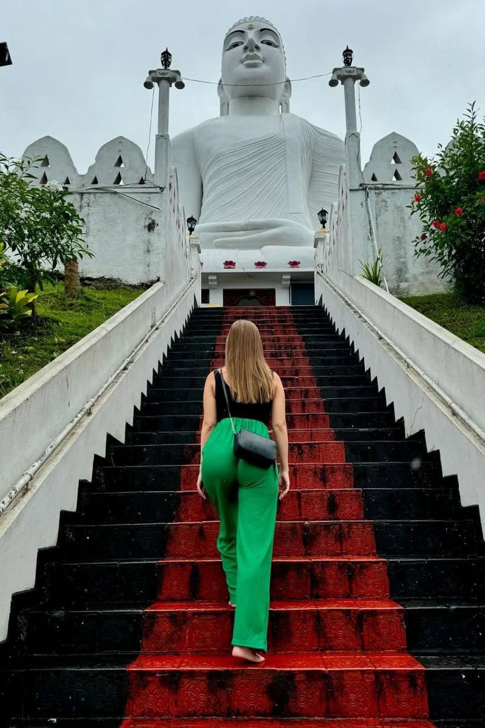 BAHIRAWAKANDA TEMPLE BAHIRAWAKANDA TEMPLE