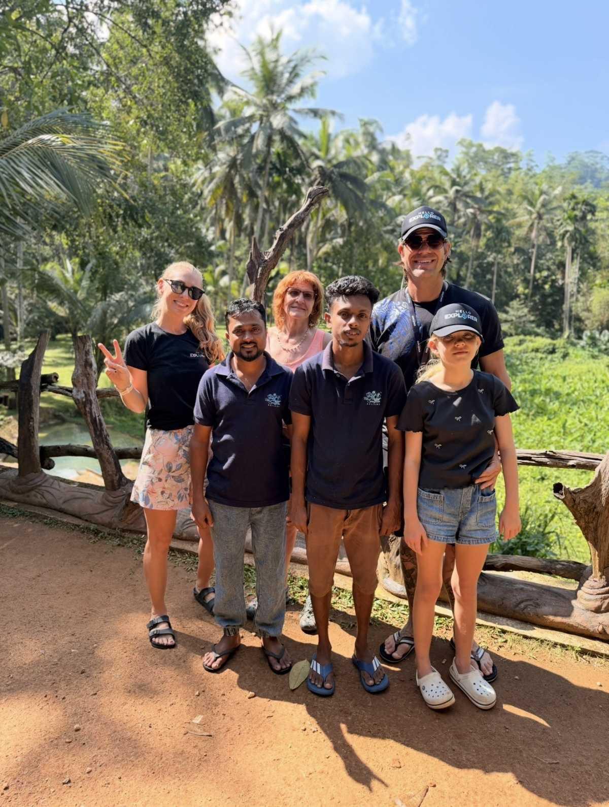 𝗩𝗶𝗹𝗹𝗮 𝗦𝗽𝗿𝗶𝗻𝗴𝘄𝗮𝘁𝗲𝗿 – A Hidden Nature Escape Near Sinharaja Rainforest