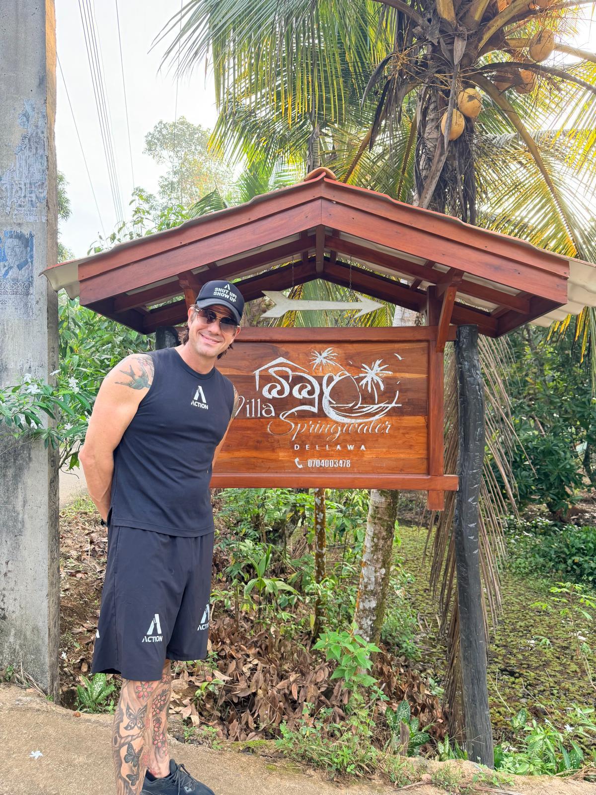 𝗩𝗶𝗹𝗹𝗮 𝗦𝗽𝗿𝗶𝗻𝗴𝘄𝗮𝘁𝗲𝗿 – A Hidden Nature Escape Near Sinharaja Rainforest