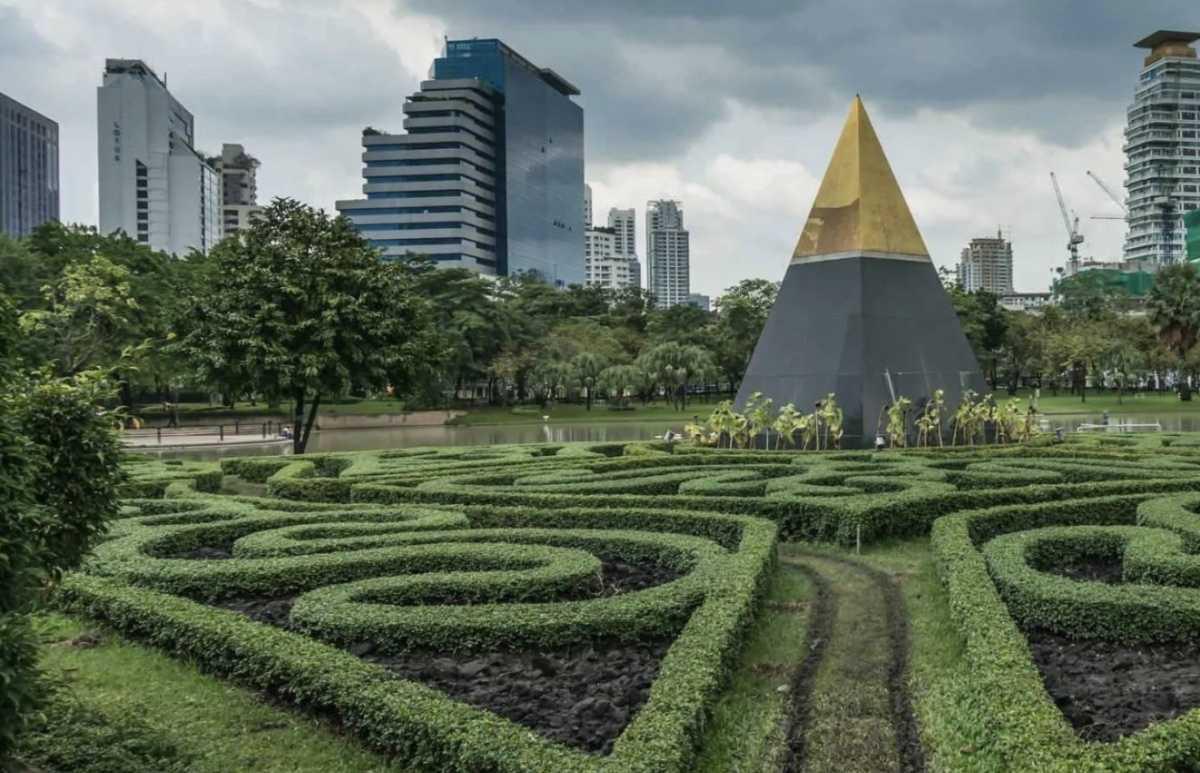 BENJASIRI PARK BENJASIRI PARK