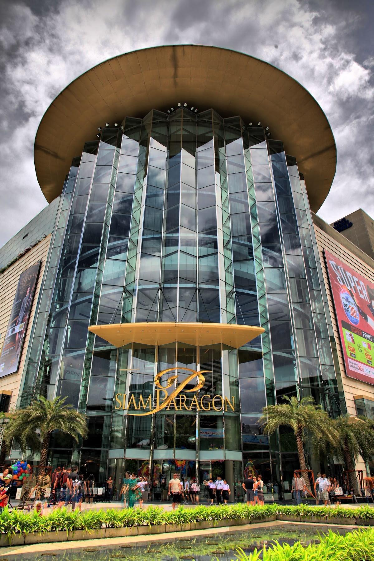SIAM PARAGON SIAM PARAGON