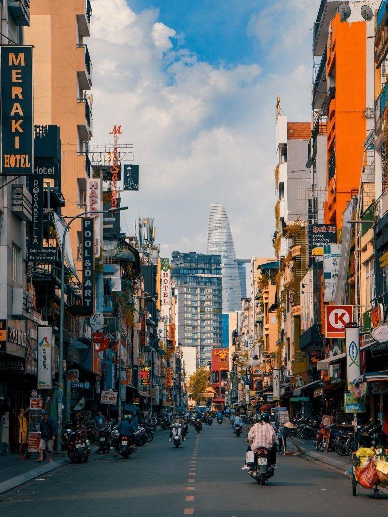 Explore - Ho Chi Minh City 🇻🇳