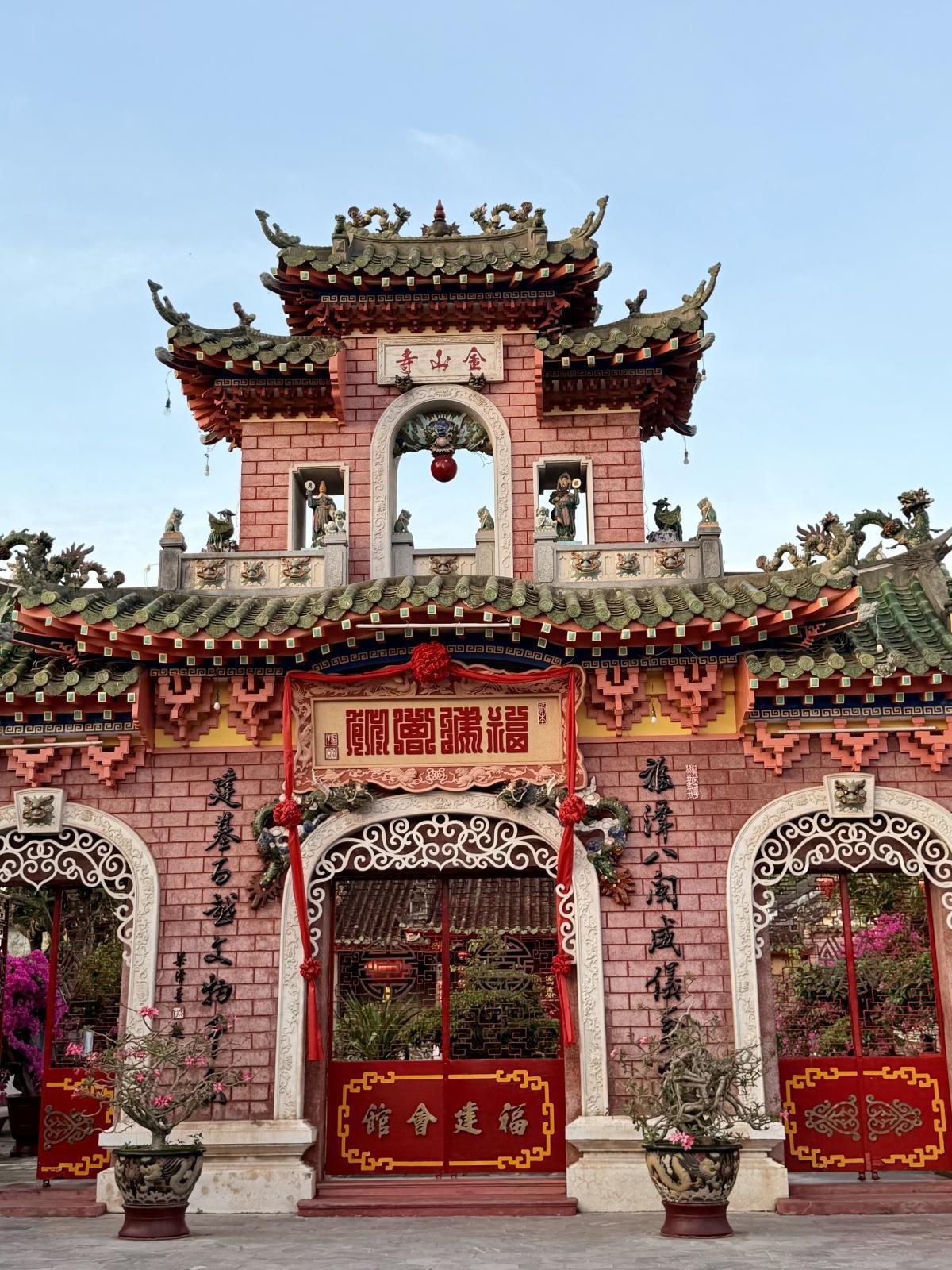 𝗘𝘅𝗽𝗹𝗼𝗿𝗶𝗻𝗴 𝘁𝗵𝗲 𝗠𝗮𝗴𝗶𝗰 𝗼𝗳 𝗛𝗼𝗶 𝗔𝗻 𝗢𝗹𝗱 𝗧𝗼𝘄𝗻 🇻🇳