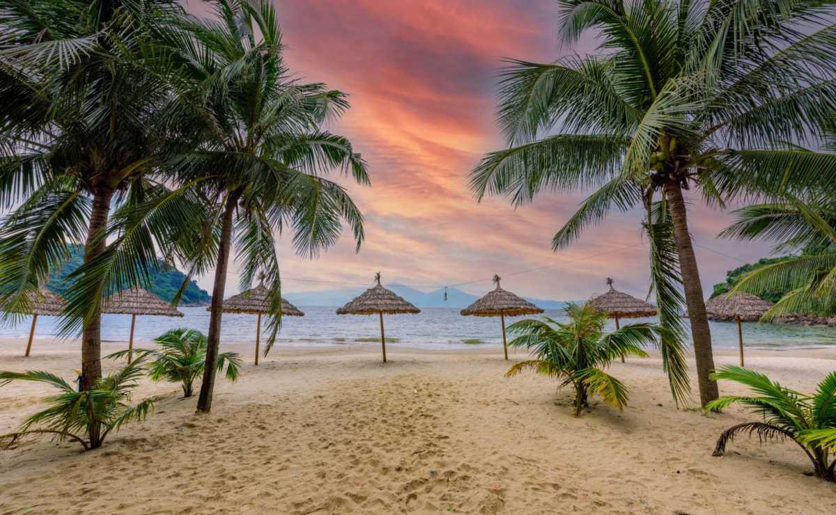 TIEN SA BEACH TIEN SA BEACH