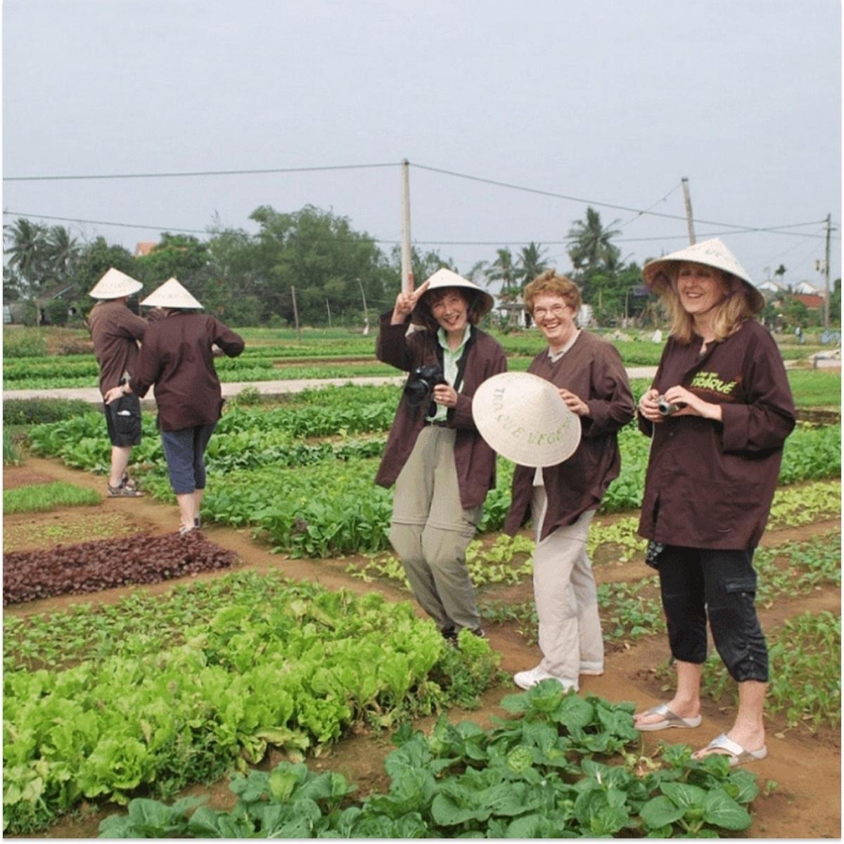 SIMPLY VIETNAM TRAVEL