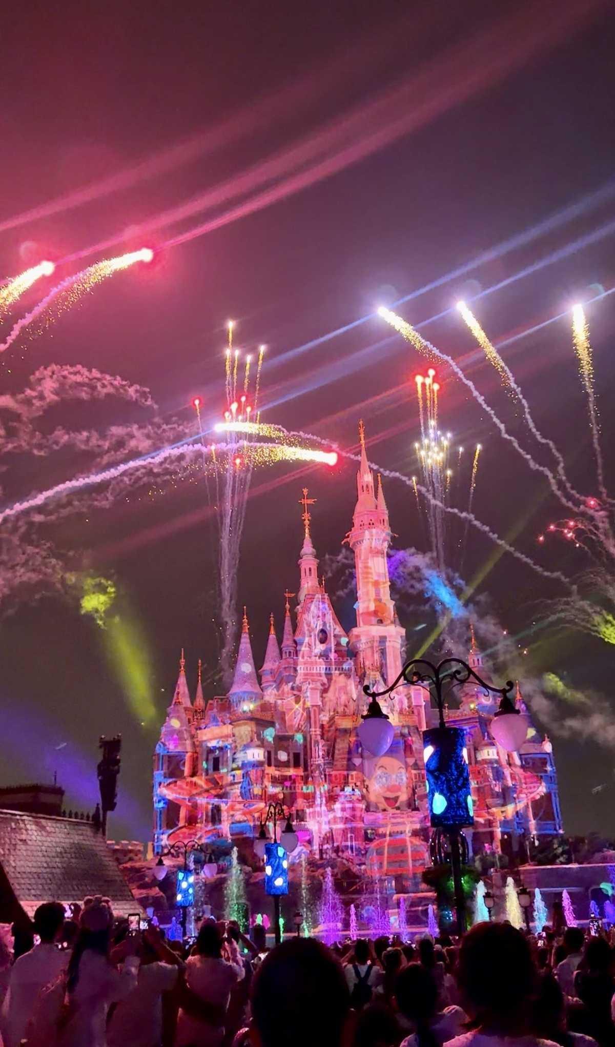 𝙎𝙝𝙖𝙣𝙜𝙝𝙖𝙞 𝘿𝙞𝙨𝙣𝙚𝙮𝙡𝙖𝙣𝙙 – The Magic, the Thrills & the Ultimate Family Adventure