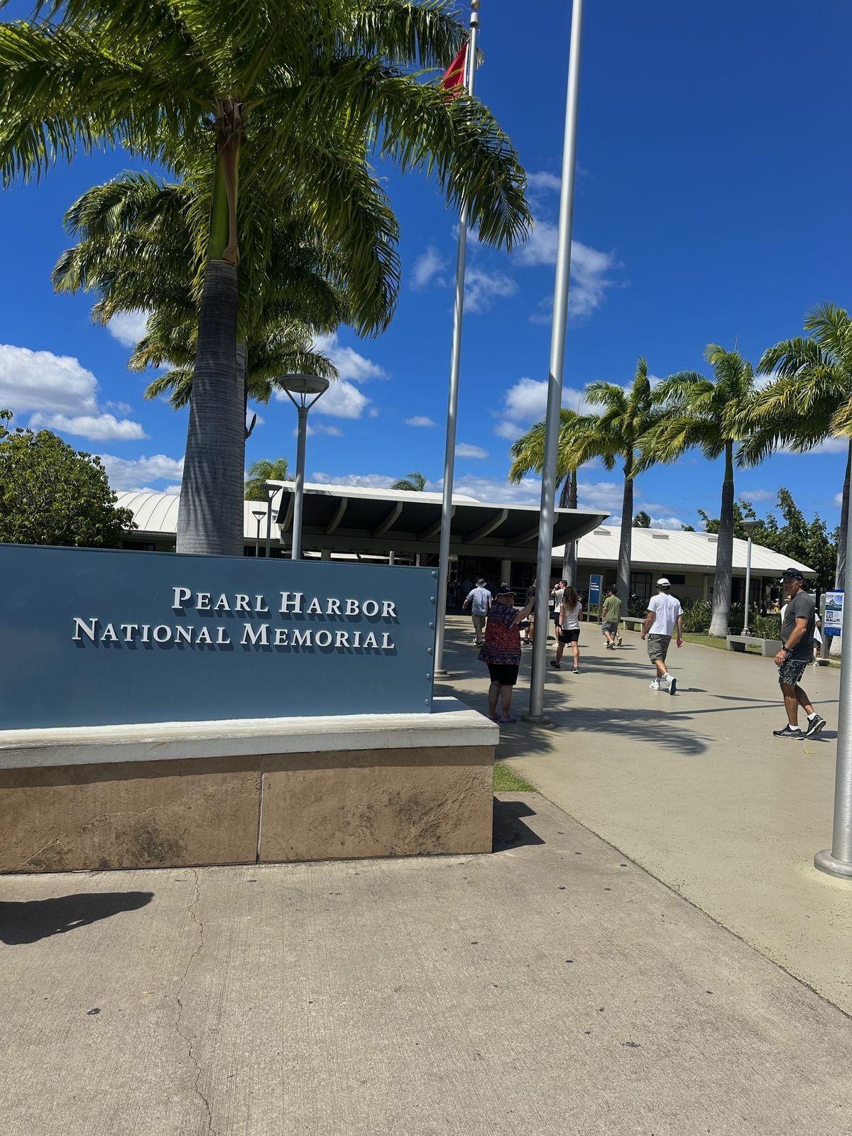 PEARL HARBOR + USS ARIZONA MEMORIAL ⚓ PEARL HARBOR + USS ARIZONA MEMORIAL ⚓