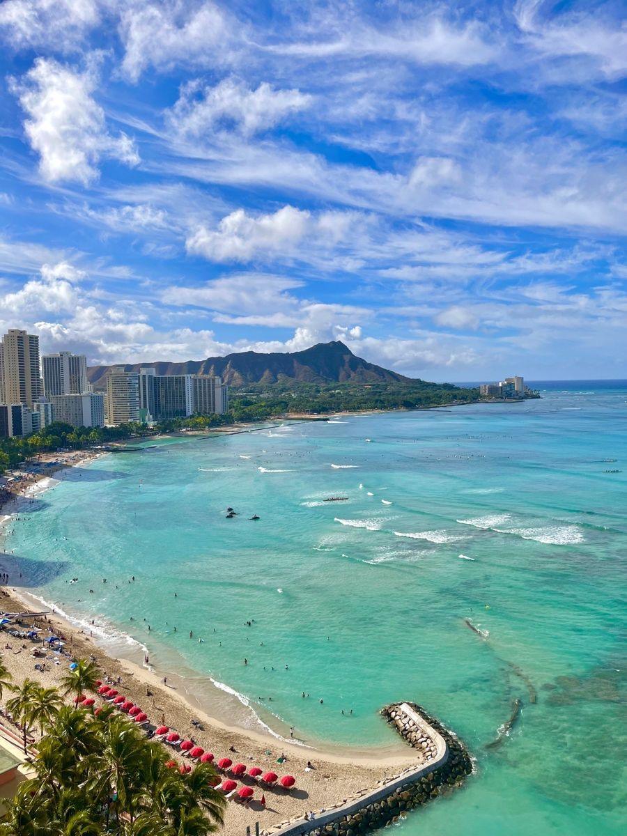 WAIKĪKĪ BEACH 🏝️ WAIKĪKĪ BEACH 🏝️