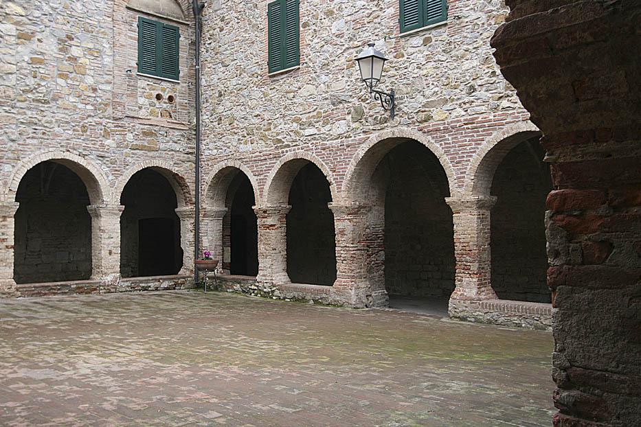 chiostro san francesco