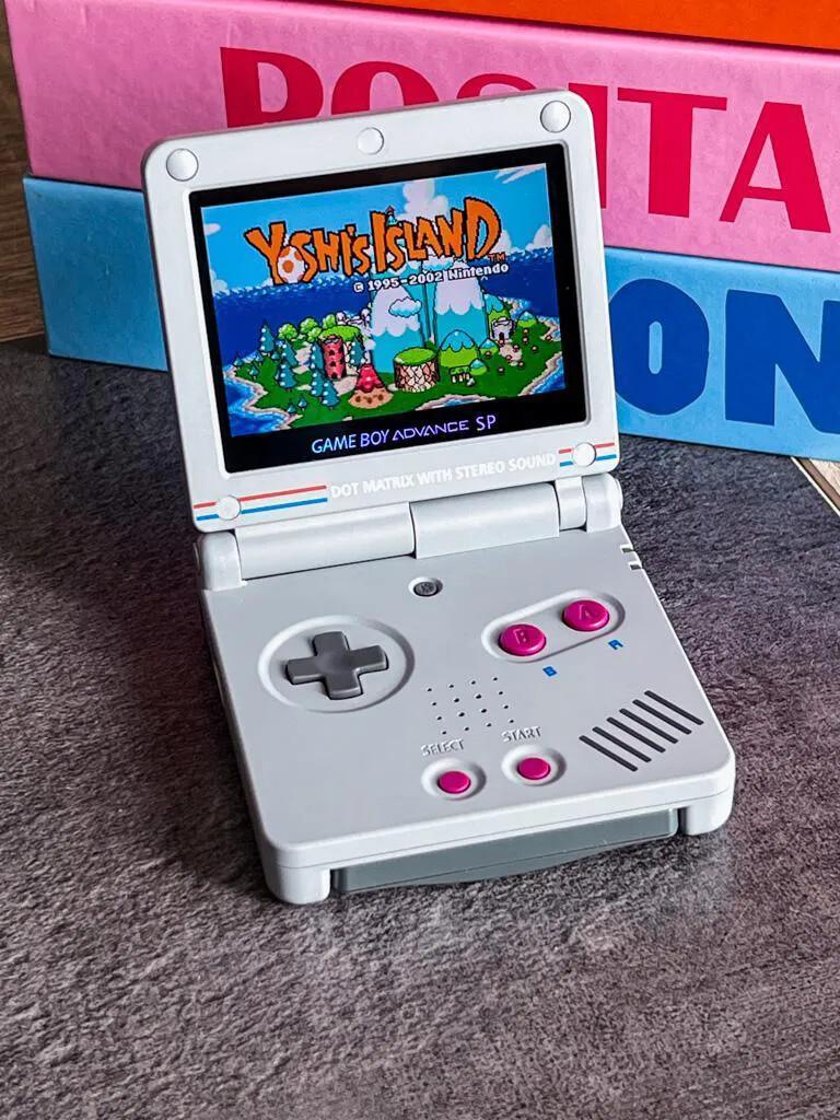 Coque GBA SP transparente ou opaque : laquelle choisir ? Coque GBA SP transparente ou opaque : laquelle choisir ?