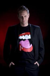 Max annonce son retour