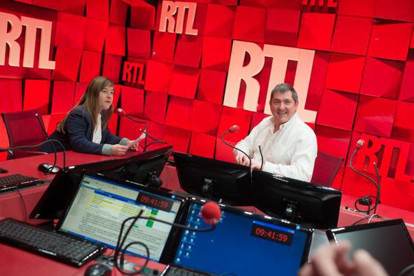L'intervieweur interviewé... © Christophe Guibbaud - Abacapress pour RTL 