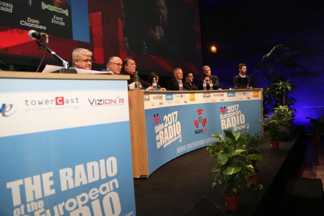 L'Angleterre a été durant trois journées, le pays à l'honneur de ce Salon de la Radio. La conférence d'ouverture du Salon de la Radio était, comme le veut la tradition, consacrée aux professionnels anglais ©&nbsp;Serge Surpin