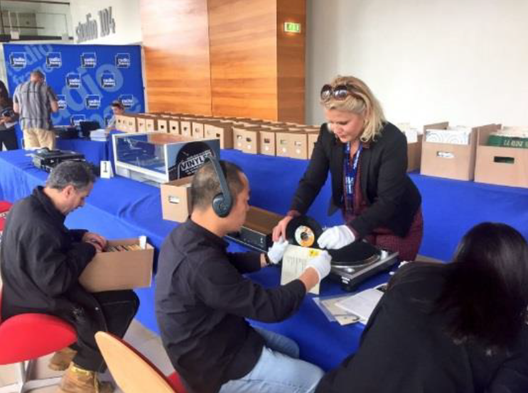 Nouvelle vente aux enchères de vinyles à Radio France