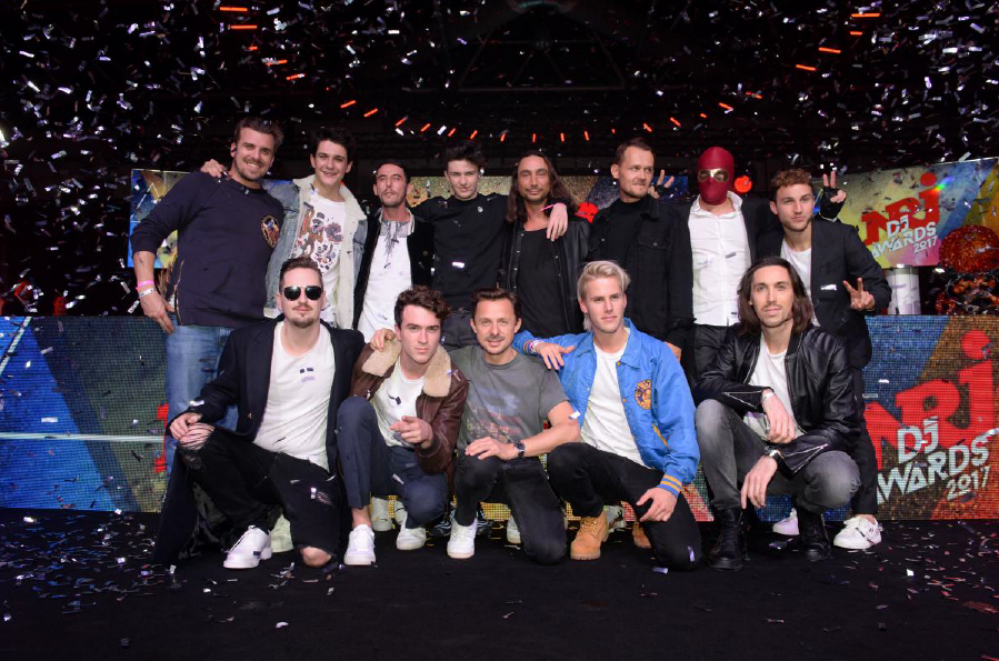 Sur scène, on notait également la présence de Kungs, Martin Solveig, Petit Biscuit, Robin Schulz, Feder, Ofenbach, The Avener, Basada et Sound Of Legend © © Rachid Bellack / SIPA